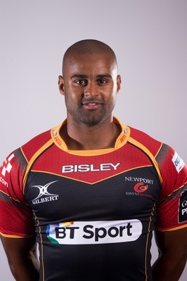 220815 - Newport Gwent Dragons Squad Portraits, 2015-16 season -Aled Brew