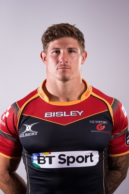 220815 - Newport Gwent Dragons Squad Portraits, 2015-16 season -Ross Wardle