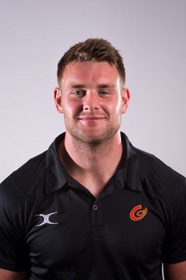 220815 - Newport Gwent Dragons Squad Portraits, 2015-16 season -Simon Church