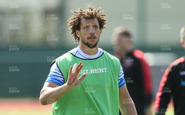 010419 - Dragons Training Session - Zane Kirchner during training session ahead of travelling to South Africa