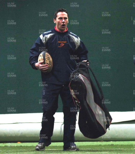 100106 - Newport Gwent Dragons Training -  Dragons Fitness Coach Ryan Campbell during training 