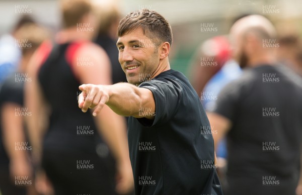 130717 - Dragons Training session, Ystrad Mynach - Dragons Gavin Henson during training session