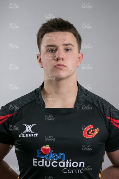 180117 - Dragons U18 Squad Portraits - Llewi MacLean