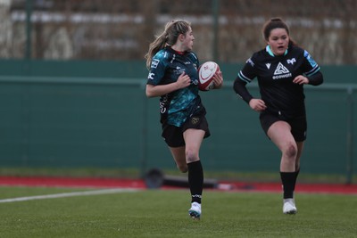 070124 - Dragons v Ospreys - Regional U18 Women's Championship - Dragons score a try