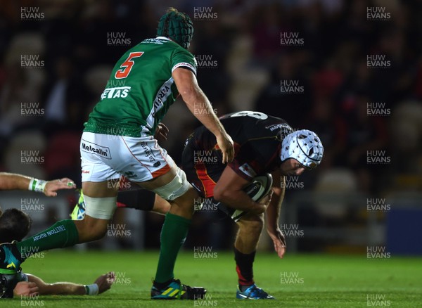 010918 - Dragons v Benetton - Guinness PRO14 - Ollie Griffiths of Dragons is tackled by Dean Budd of Benetton