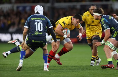 280226 - Dragons RFC v Benetton Rugby - United Rugby Championship - Chris Coleman of Dragons 