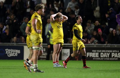 280226 - Dragons RFC v Benetton Rugby - United Rugby Championship - Dejected Dragons at full time
