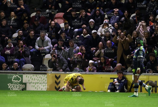 280226 - Dragons RFC v Benetton Rugby - United Rugby Championship - Dejected Angus O�Brien of Dragons after missing the final kick