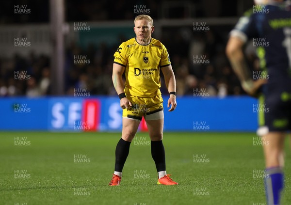 280226 - Dragons RFC v Benetton Rugby - United Rugby Championship - Tinus de Beer of Dragons 