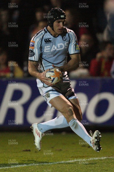 150312 -  Newport Gwent Dragons v Cardiff Blues, RaboDirect PRO12 - Blues Tom James races in to score try