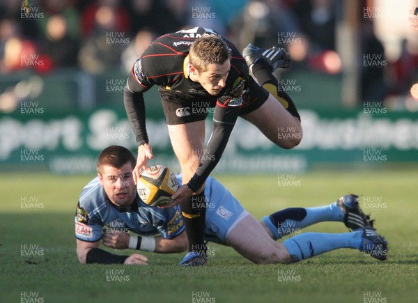 26.12.08  Dragons v Cardiff Blues... Dragons' Jason Tovey beats Ceri Sweeney. 