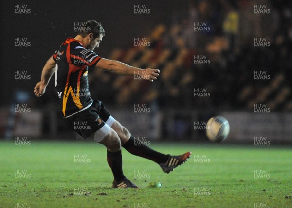 061213 - Newport Gwent Dragons v Union Bordeaux Begles - Amlin Challenge Cup -Jason Tovey of Newport Gwent Dragons kicks a conversion