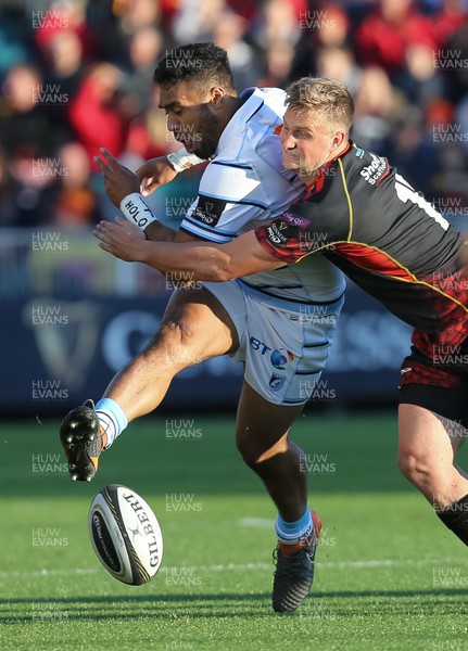 061018 - Dragons v Cardiff Blues, Guinness PRO14 - Willis Halaholo of Cardiff Blues is tackled by Jarryd Sage of Dragons