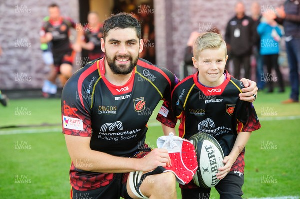 061018 - Dragons v Cardiff Blues - Guinness Pro 14 - Cory Hill with the mascot