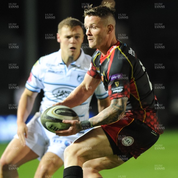061018 - Dragons v Cardiff Blues - Guinness Pro 14 -  Tavis Knoyle of the Dragons