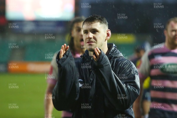 261217 - Dragons v Cardiff Blues- GuinnessPro14  - Tomos Williams of Cardiff Blues applauds the fans after the game