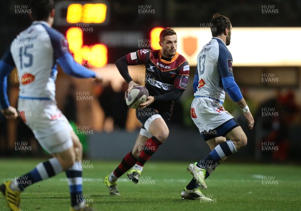 150116 - Newport Gwent Dragons v Castres, European Challenge Cup - Jason Tovey of Newport Gwent Dragons takes on the Castres defence