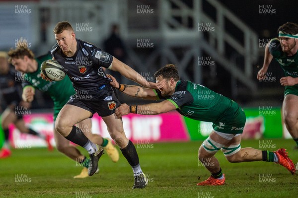 050221 - Dragons v Connacht - Guinness PRO14 - Jack Dixon  of Dragons is tackled by Conor Oliver of Connacht