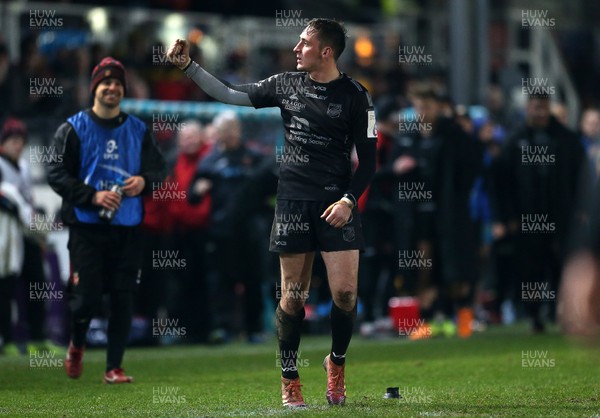 170120 - Dragons v Enisei-STM - European Rugby Challenge Cup - Sam Davies of Dragons celebrates at full time