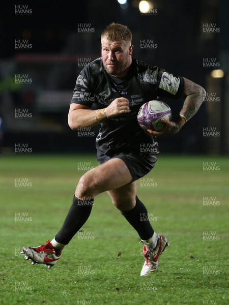 170120 - Dragons v Enisei-STM - European Rugby Challenge Cup - Ross Moriarty of Dragons