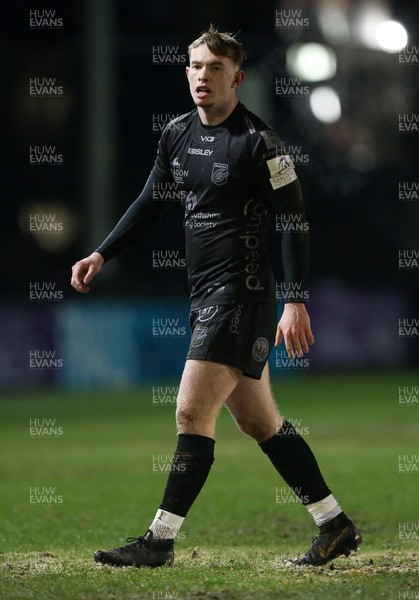 170120 - Dragons v Enisei-STM - European Rugby Challenge Cup - Carwyn Penny of Dragons