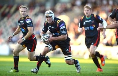 260816 - Newport-Gwent Dragons v Exeter Chiefs - Preseason Friendly -Oli Griffiths of Dragons spots a gap