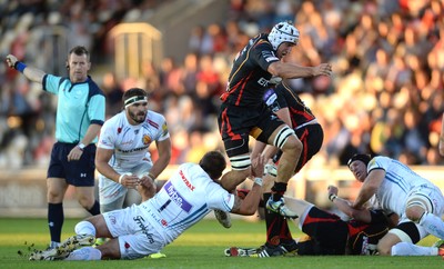 260816 - Newport-Gwent Dragons v Exeter Chiefs - Preseason Friendly -Oli Griffiths of Dragons is tackled by Ben Moon of Exeter