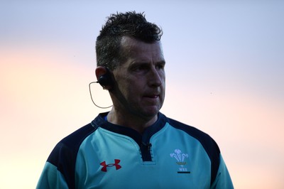 260816 - Newport-Gwent Dragons v Exeter Chiefs - Preseason Friendly -Referee Nigel Owens