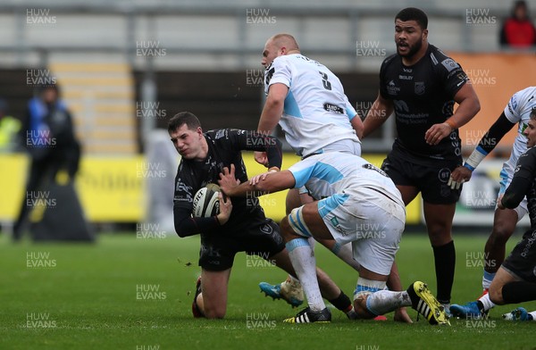261019 - Dragons v Glasgow Warriors - Guinness PRO14 - Owen Jenkins of Dragons is tackled by Kiran McDonald of Glasgow