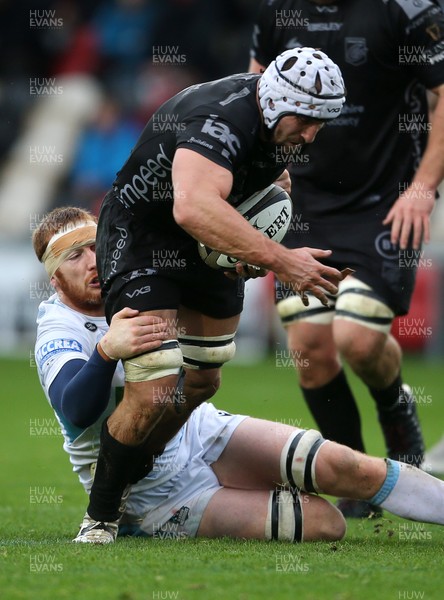 261019 - Dragons v Glasgow Warriors - Guinness PRO14 - Ollie Griffiths of Dragons is tackled by Rob Harley of Glasgow