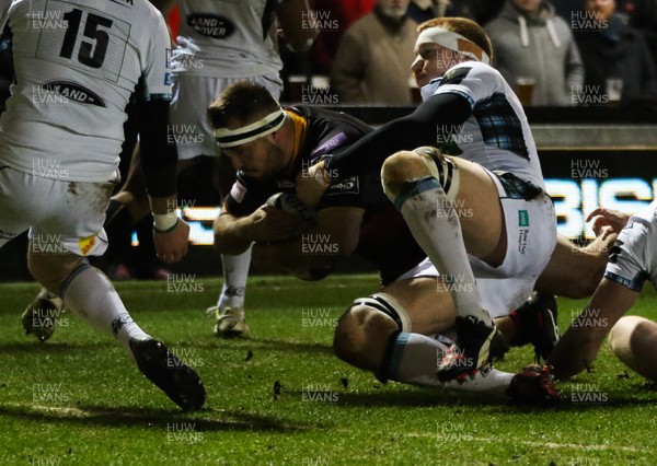 090218 - Dragons v Glasgow Warriors, Guinness PRO14 - Liam Belcher of Dragons powers over to score try
