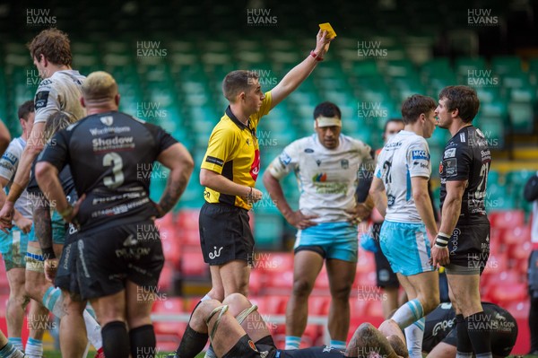 210321 - Dragons v Glasgow Warriors - Guinness PRO14 - Rhodri Williams of Dragons is shown a yellow card