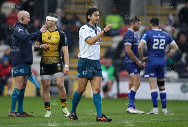 121123 - Dragons v Leinster - United Rugby Championship - Referee Gianluca Gnecchi