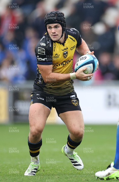 121123 - Dragons v Leinster - United Rugby Championship - Will Reed of Dragons 