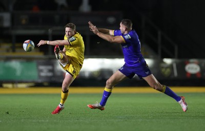 281125 - Dragons RFC v Leinster - United Rugby Championship - Angus O�Brien of Dragons 