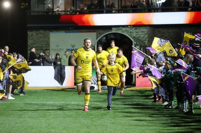 281125 - Dragons RFC v Leinster - United Rugby Championship - Angus O�Brien of Dragons with mascot