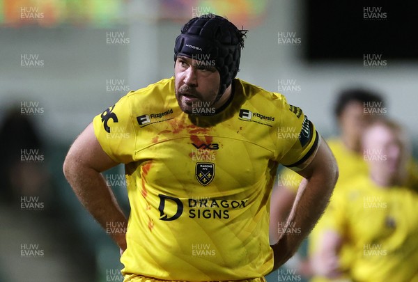 281125 - Dragons RFC v Leinster - United Rugby Championship - Robert Hunt of Dragons 