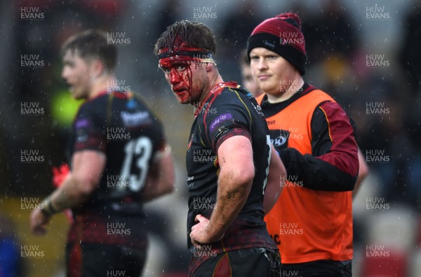 260119 - Dragons v Munster - Guinness PRO14 - Nic Cudd of Dragons looks on after a cut to the head