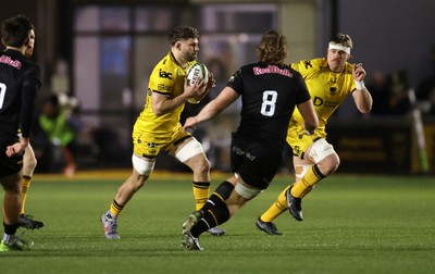 160126 - Dragons v Newcastle Red Bulls - European Rugby Challenge Cup - Thomas Young of Dragons 