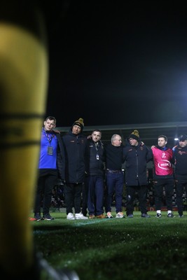 160126 - Dragons v Newcastle Red Bulls - European Rugby Challenge Cup - Dragons Head Coach Filo Tiatia speaks in the team huddle at full time