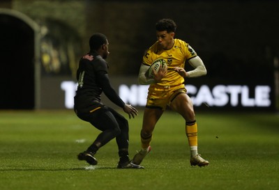 160126 - Dragons v Newcastle Red Bulls - European Rugby Challenge Cup - Rio Dyer of Dragons is tackled by Christian Wade of Newcastle 