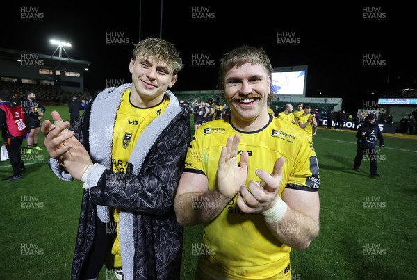 160126 - Dragons v Newcastle Red Bulls - European Rugby Challenge Cup - Ryan Woodman and Aaron Wainwright of Dragons celebrate at full time