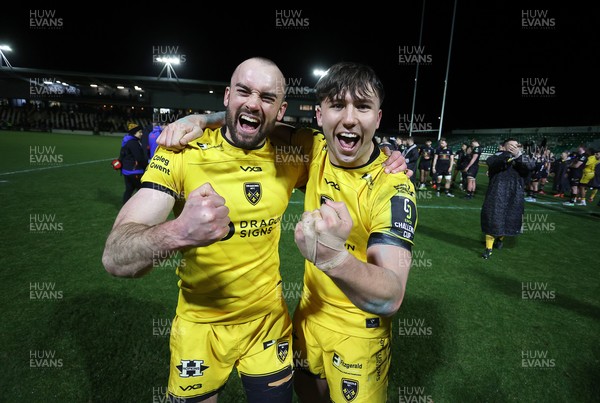 160126 - Dragons v Newcastle Red Bulls - European Rugby Challenge Cup - Cai Evans and Harri Ackerman of Dragons celebrate at full time