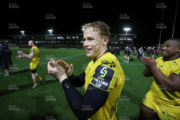 160126 - Dragons v Newcastle Red Bulls - European Rugby Challenge Cup - David Richards of Dragons celebrates at full time