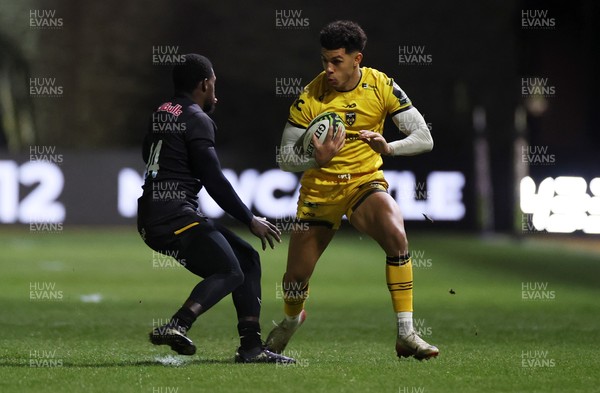 160126 - Dragons v Newcastle Red Bulls - European Rugby Challenge Cup - David Richards of Dragons is tackled by Christian Wade of Newcastle 