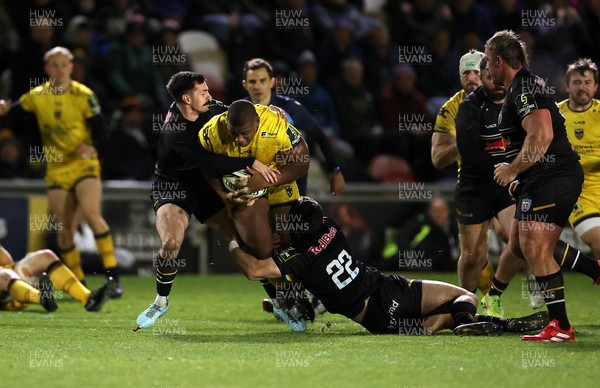 160126 - Dragons v Newcastle Red Bulls - European Rugby Challenge Cup - Cebo Dlamini of Dragons 