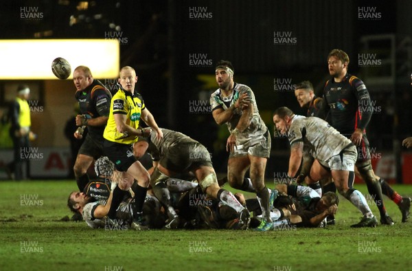 010117 - Newport Gwent Dragons v Ospreys - GuinnessPro12 -  Scott Baldwin of Ospreys stands in at scrum half by Huw Evans Agency