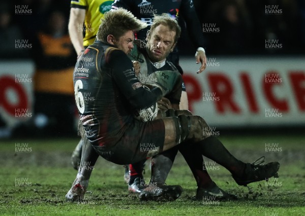 010117 - Newport Gwent Dragons v Ospreys, Guinness PRO12 -Lewis Evans of Newport Gwent Dragons and Alun Wyn Jones of Ospreys compete for the ball by Gareth Everett