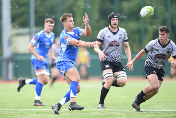 010918 - Dragons A v Ospreys A - Celtic Cup - Conor Edwards of Dragons A gets the ball away