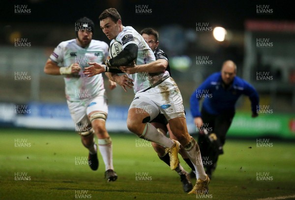 090121 - Dragons v Ospreys - Guinness PRO14 - George North of Ospreys is tackled by Josh Lewis of Dragons